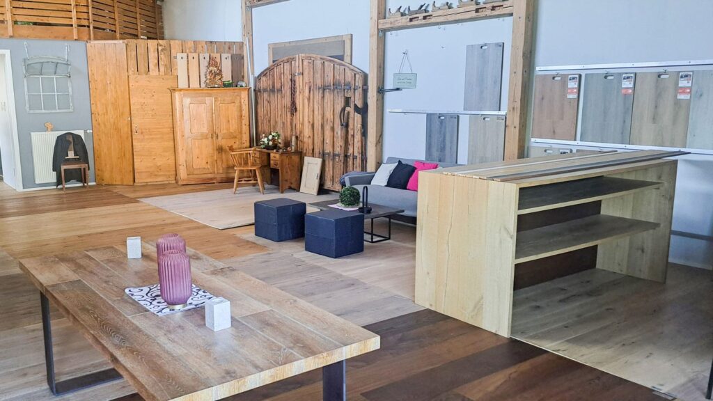 Parkettwelt Jeni Ausstellungsraum Parkett- und Parkettvinylboden